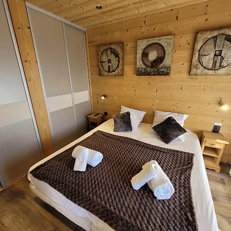 Renove Au Pied Des Pistes, 4 Pers., Parking & Wifi - Fr-1-598-136 アパート *